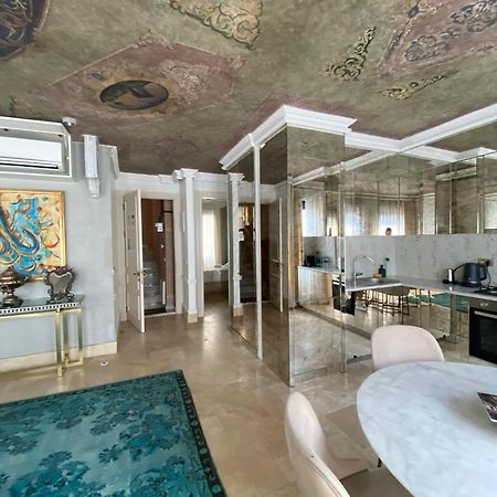 Ab Residences -Cihangir Luxury Antique Apartment Стамбул Екстер'єр фото